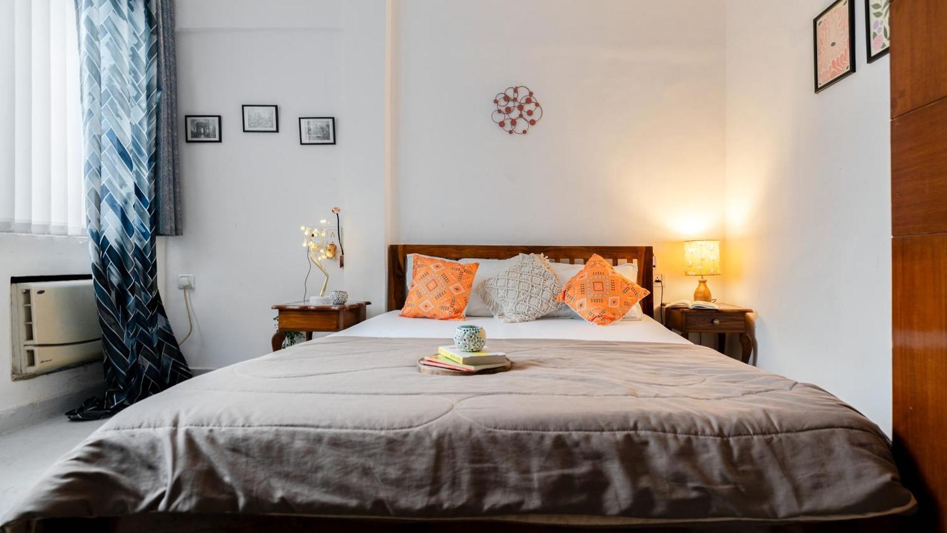 Bollywood Boulevard Independent Villa *
