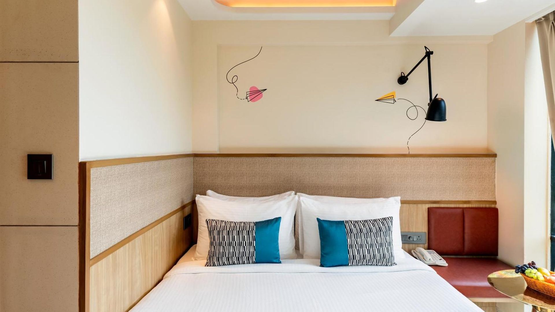 Hotel Indie International Airport