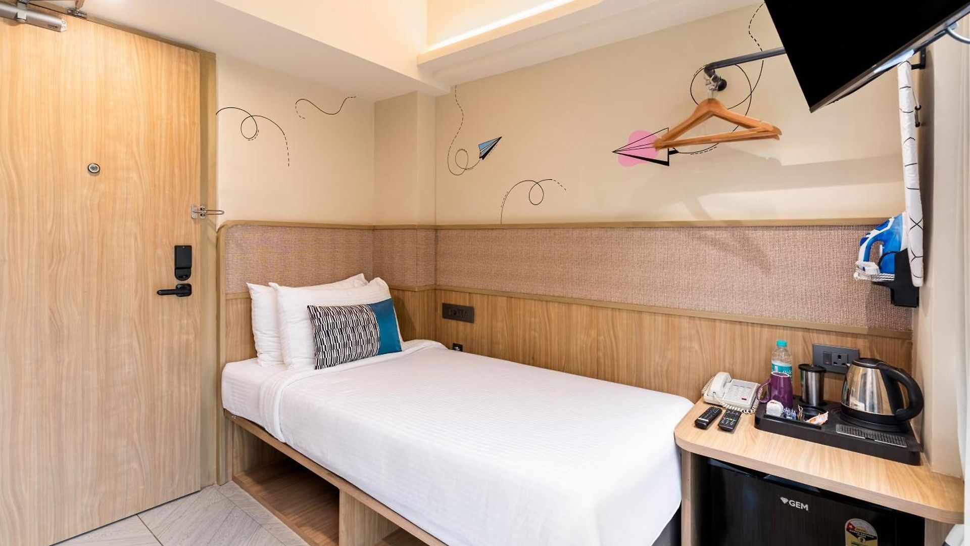 Hotel Indie International Airport