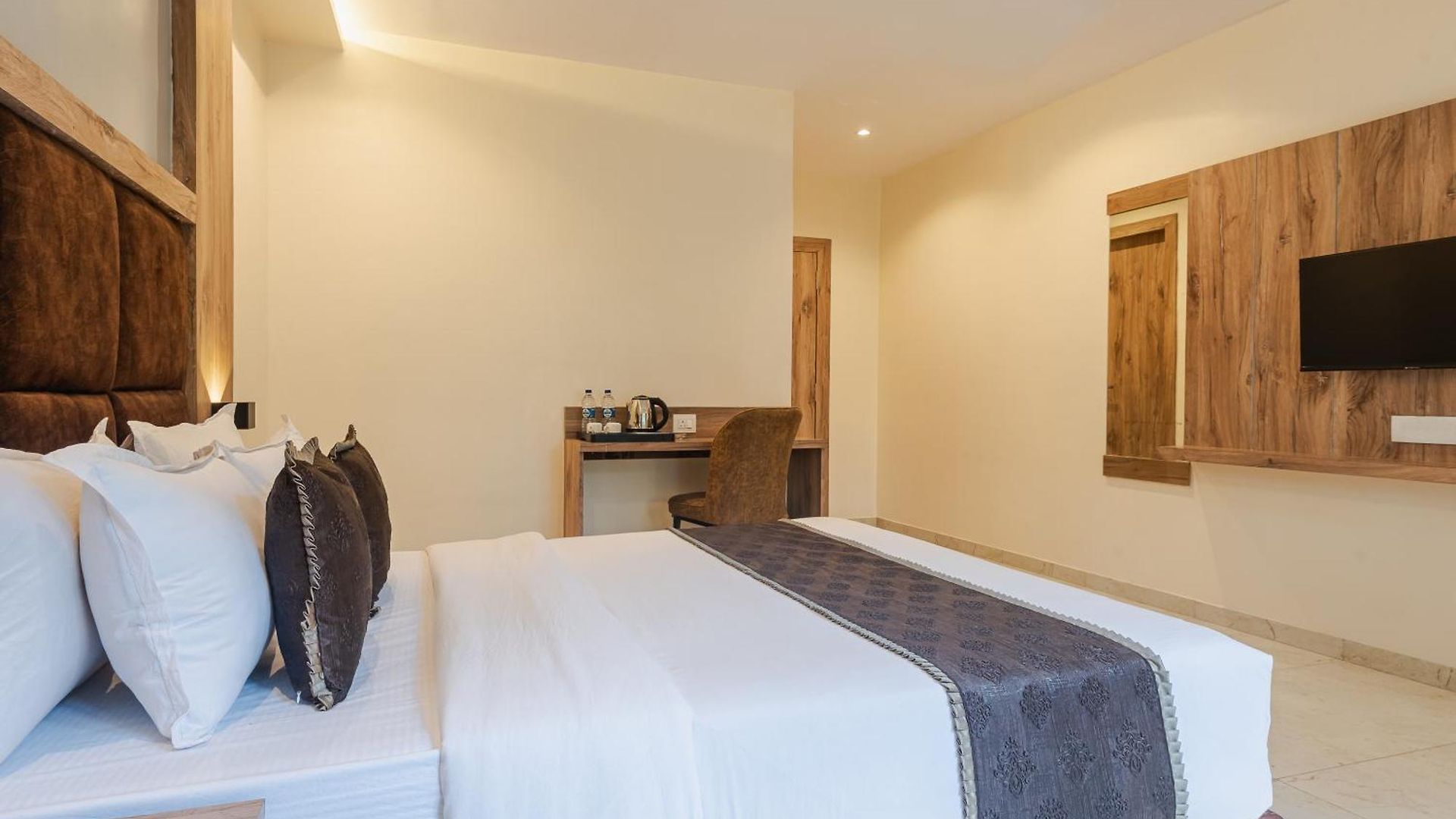 Silver Park Hotel