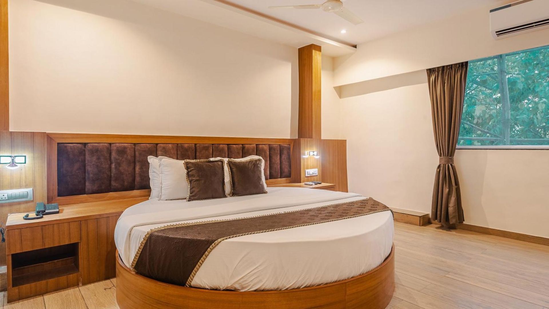 Hotel Silver Park
