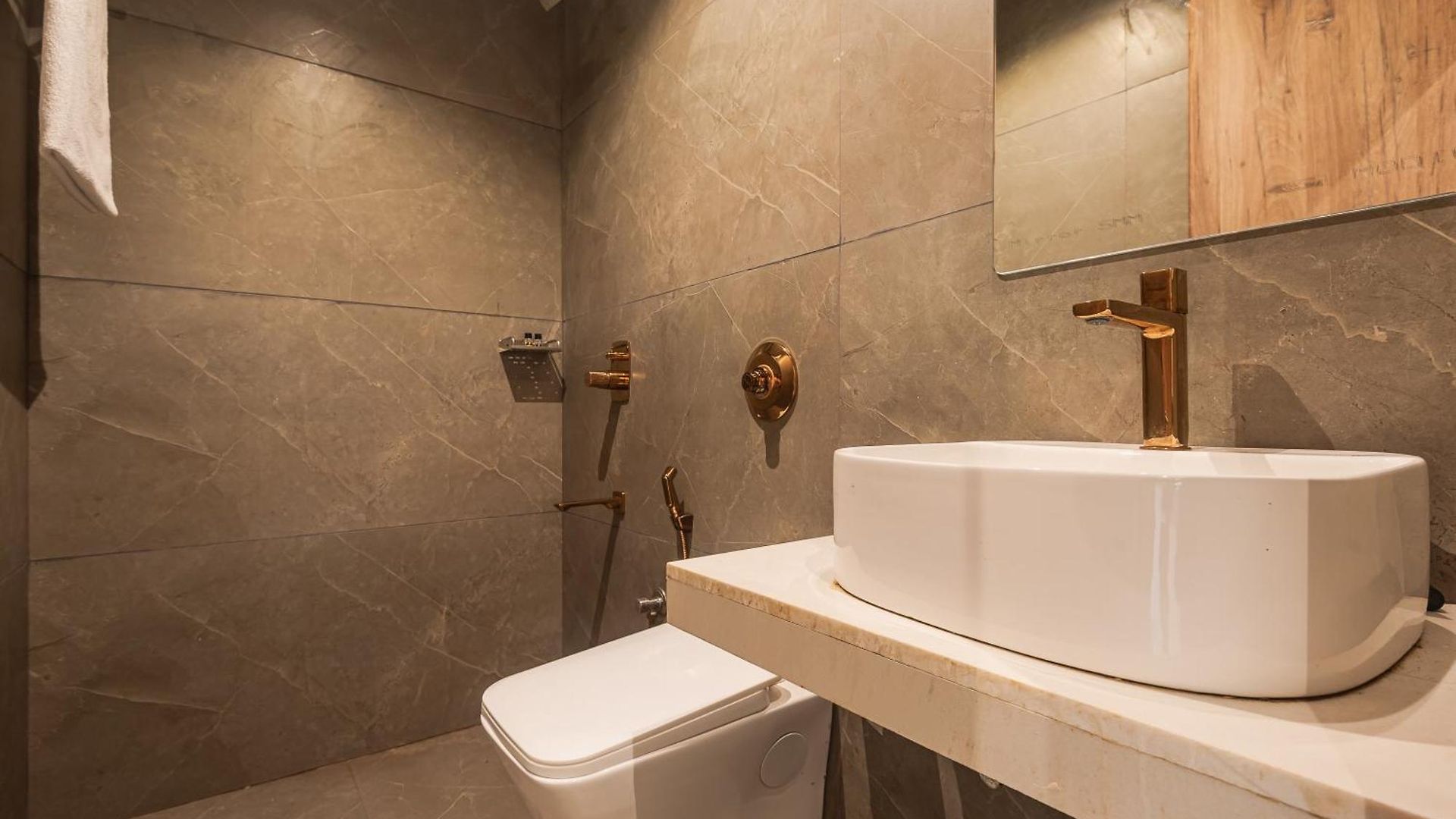 Hotel Silver Park *