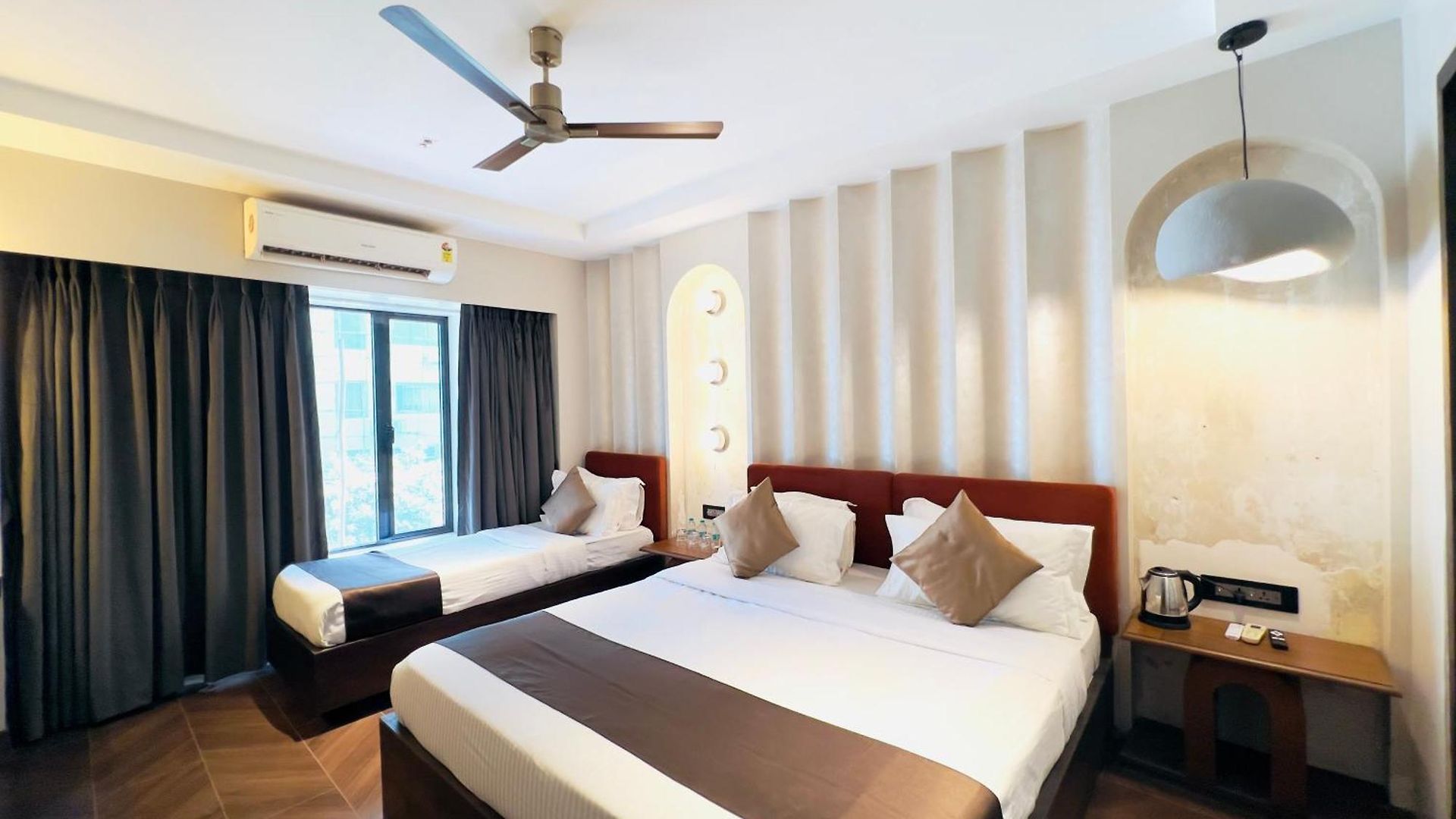White Pearl - Colaba Mumbai