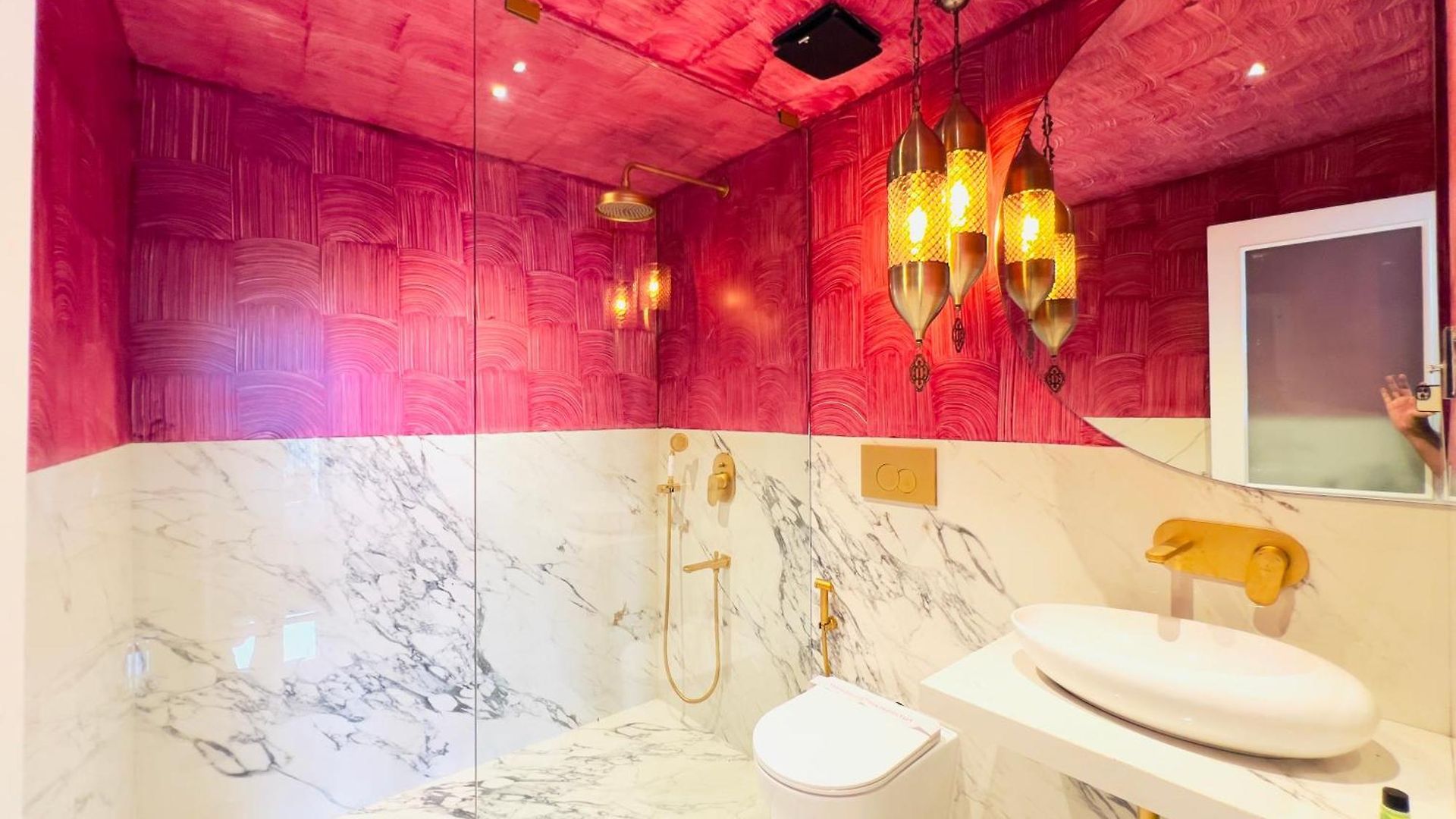 Hotel White Pearl - Colaba Mumbai