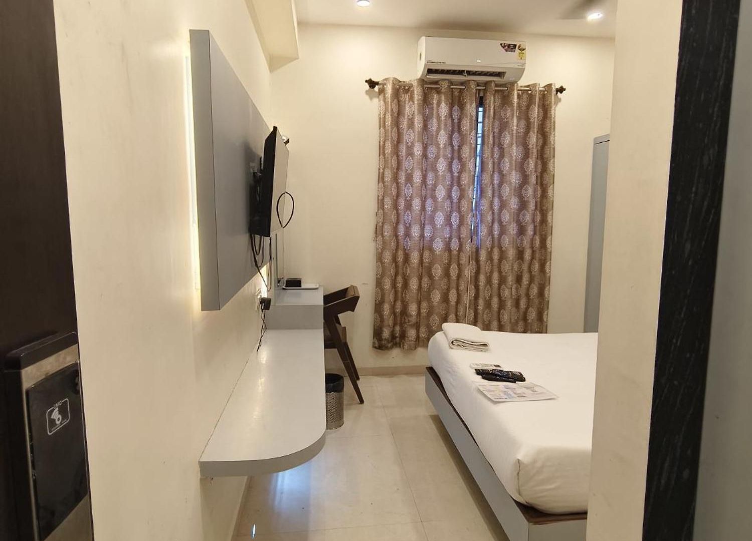 Hotel Grace V