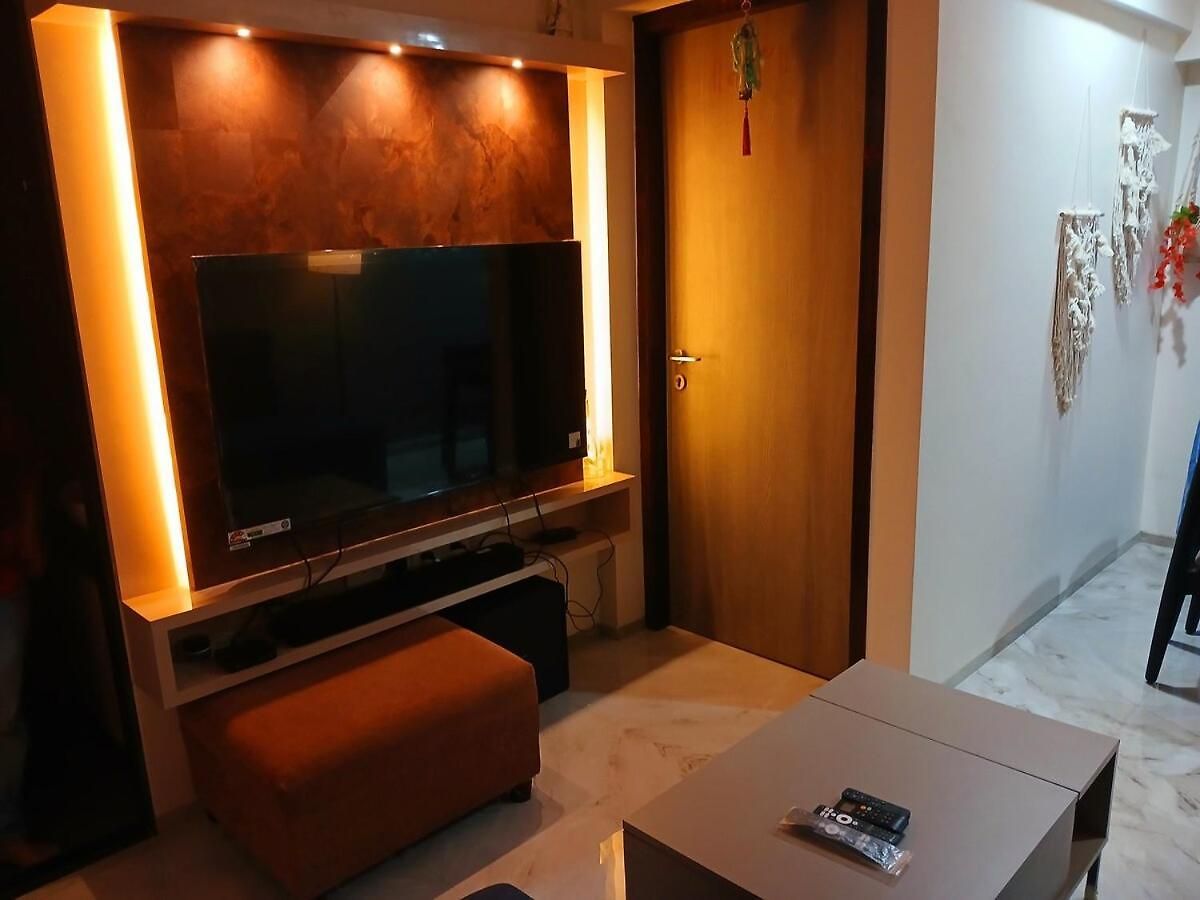 Apartment Lakefront Lounge-luxe 1bhk With 2queen Beds-2baths