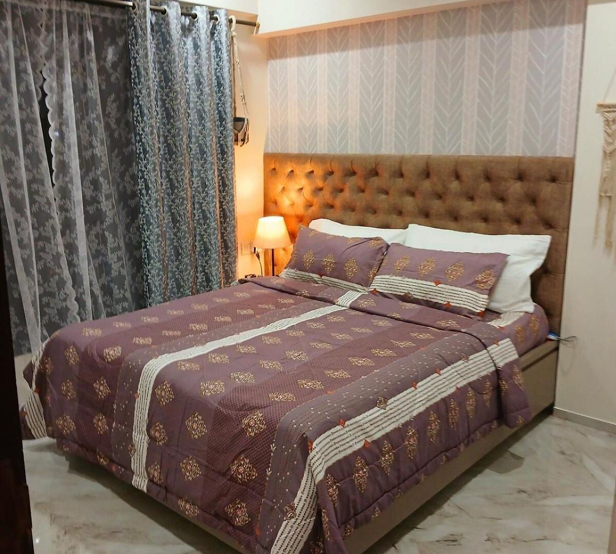 Apartment Lakefront Lounge-luxe 1bhk With 2queen Beds-2baths *