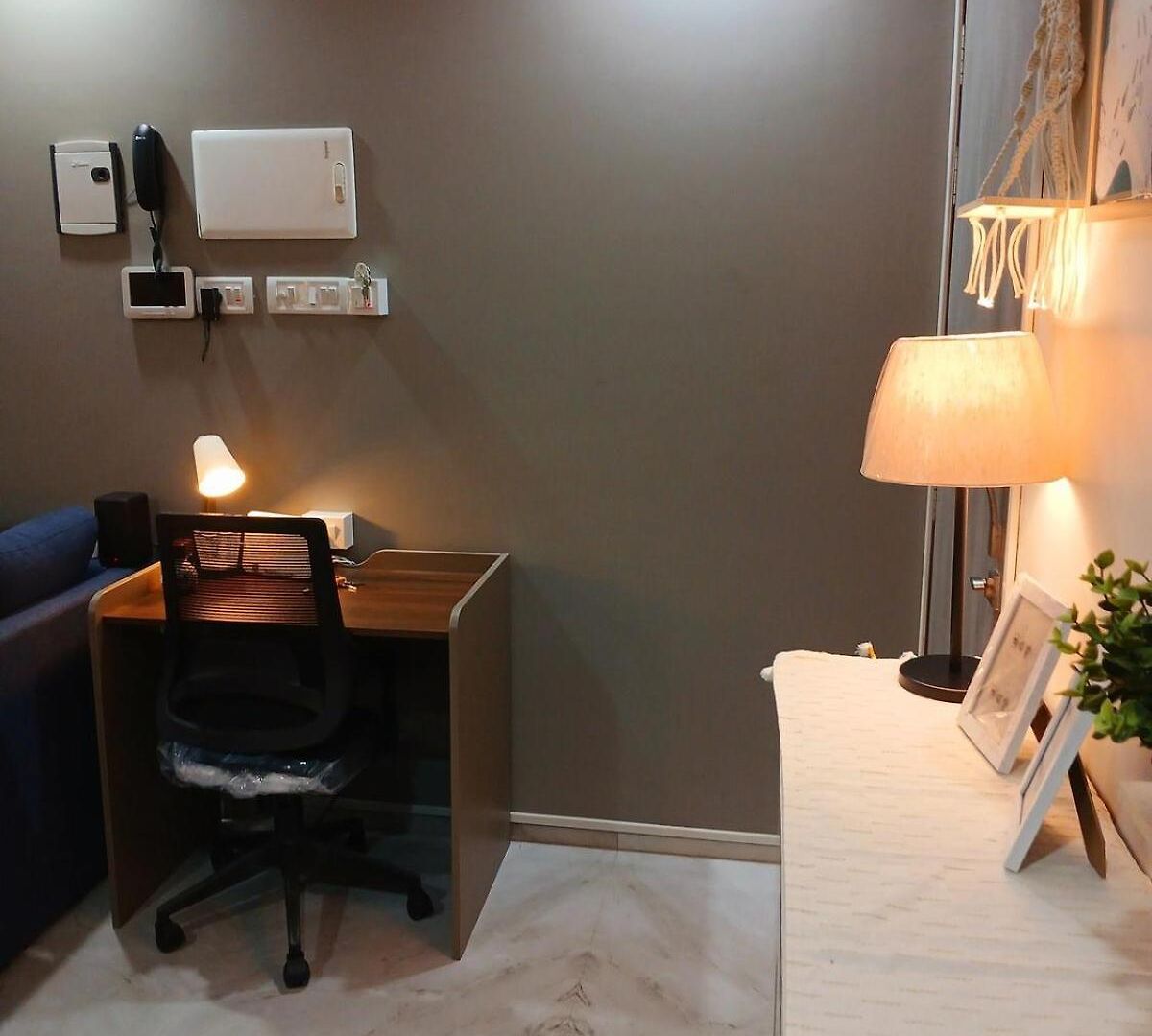 Apartment Lakefront Lounge-luxe 1bhk With 2queen Beds-2baths Mumbai