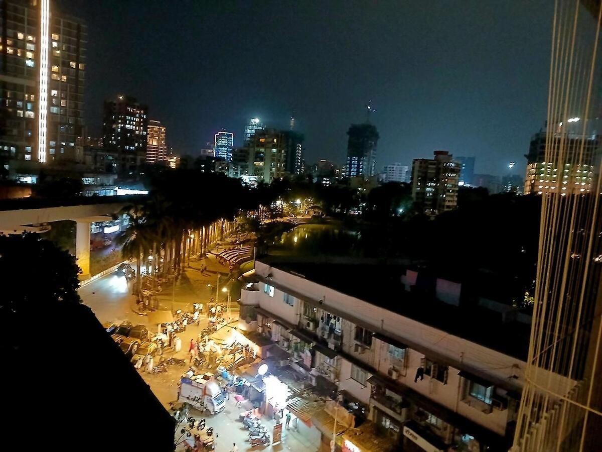 Apartment Lakefront Lounge-luxe 1bhk With 2queen Beds-2baths Mumbai