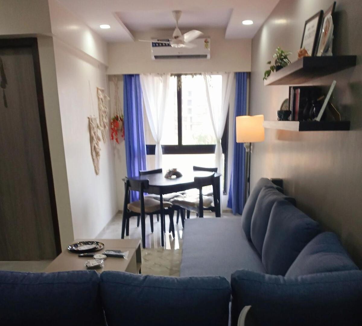 Lakefront Lounge-luxe 1bhk With 2queen Beds-2baths Mumbai