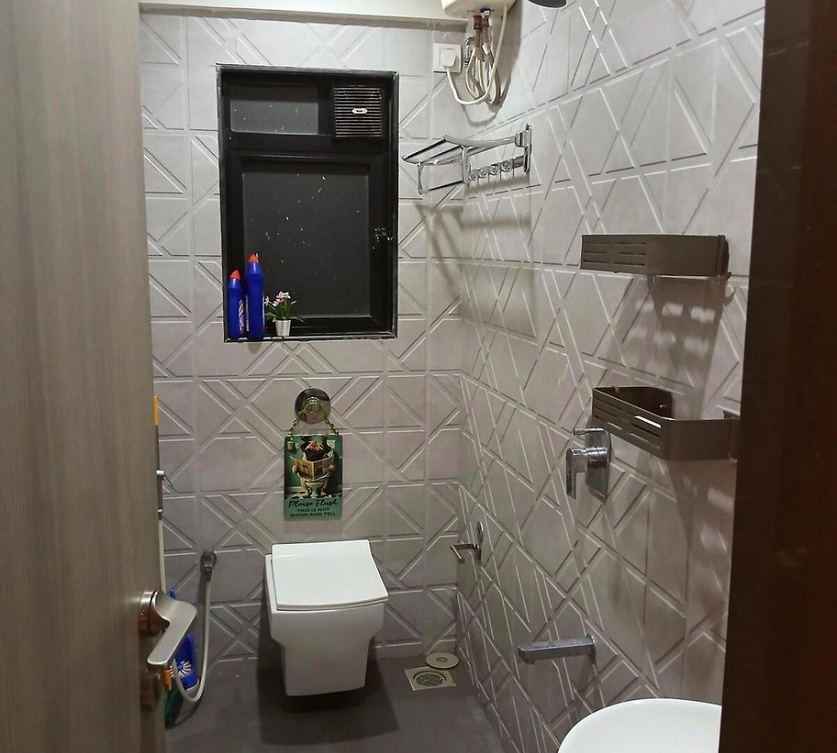 Lakefront Lounge-luxe 1bhk With 2queen Beds-2baths * Mumbai