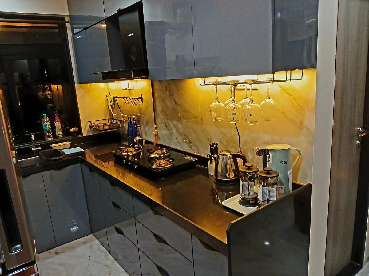 Lakefront Lounge-luxe 1bhk With 2queen Beds-2baths