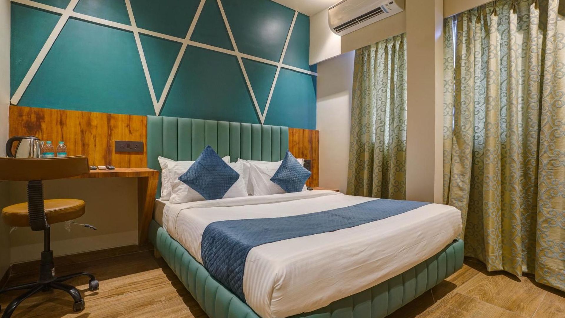 Hotel Starville Andheri Midc 3*