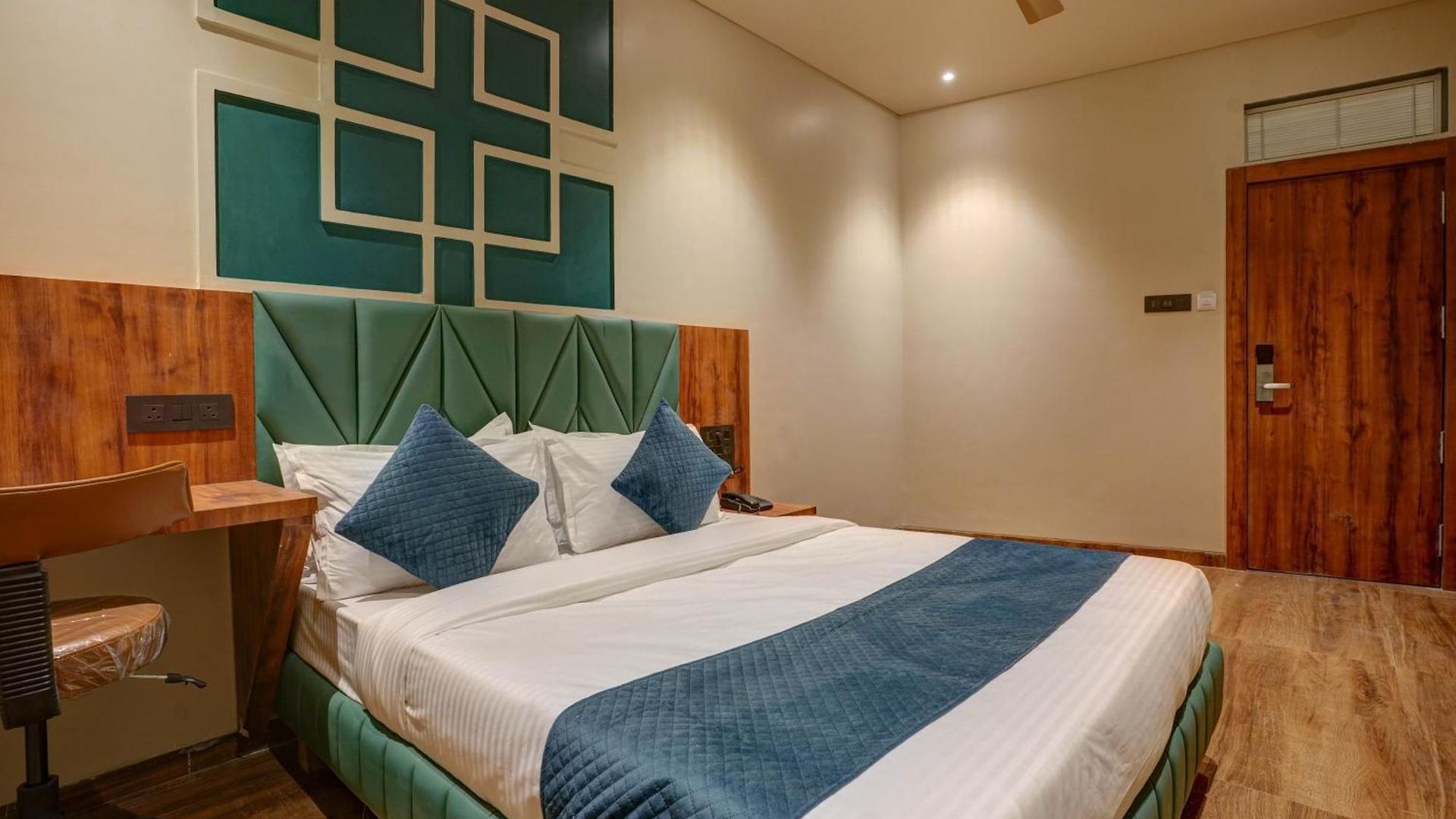 Hotel Starville Andheri Midc Mumbai
