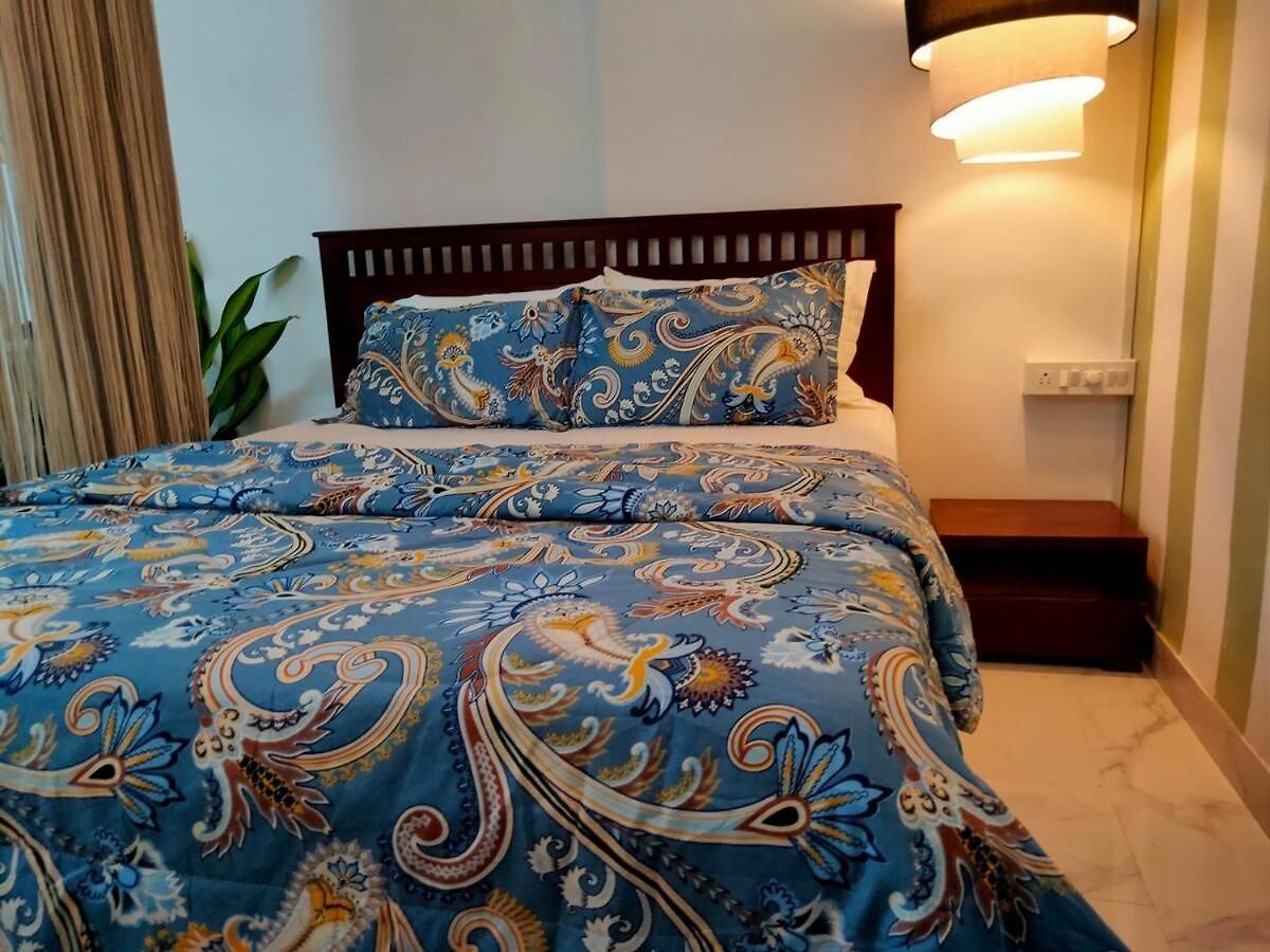 Stay-by-the-bay, 2bed Garden With Lounge Bdrm * Mumbai