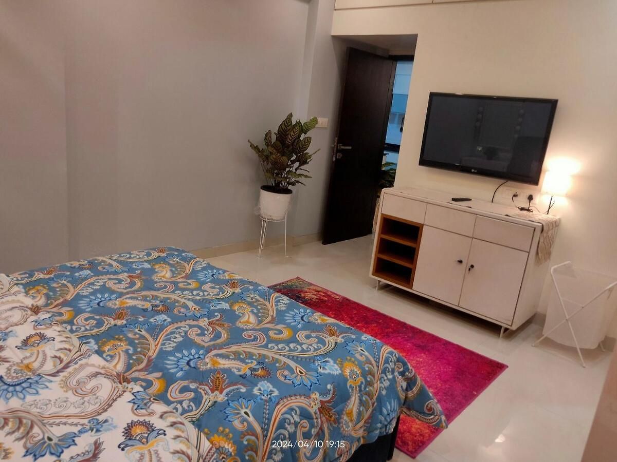 Casa Aloha - Stylish Luxe 2bed-3bath Chic Mumbai