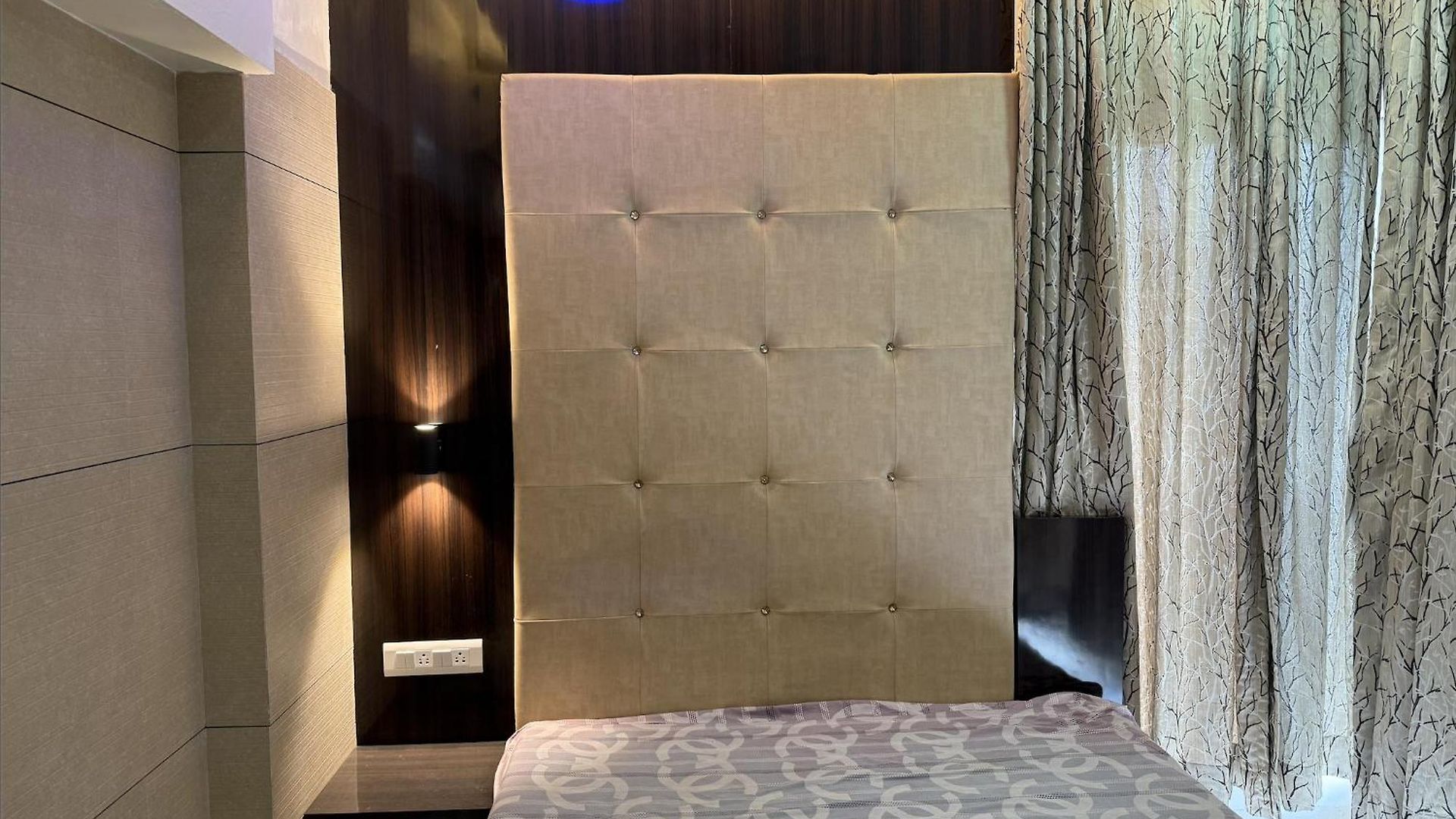 2bhk- Elegant Luxury - Livin Style Apartment Mumbai