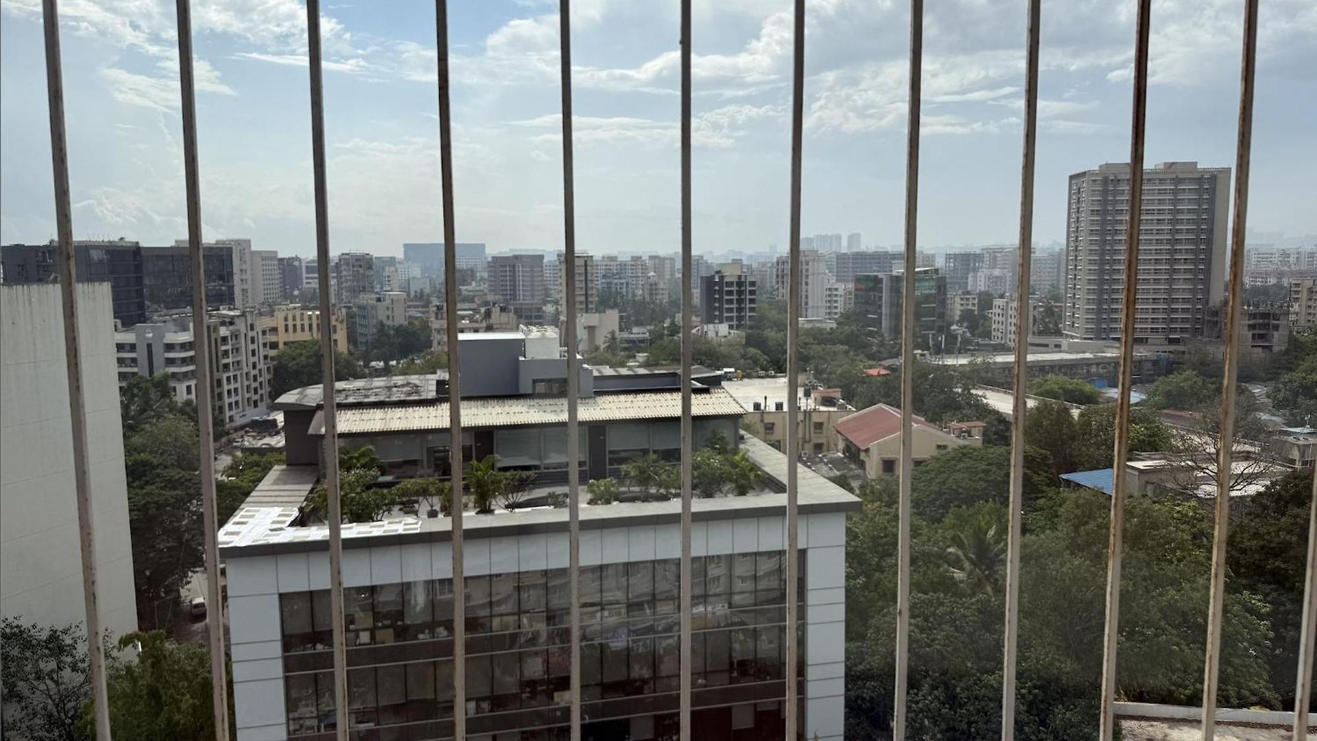 2bhk- Elegant Luxury - Livin Style * Mumbai