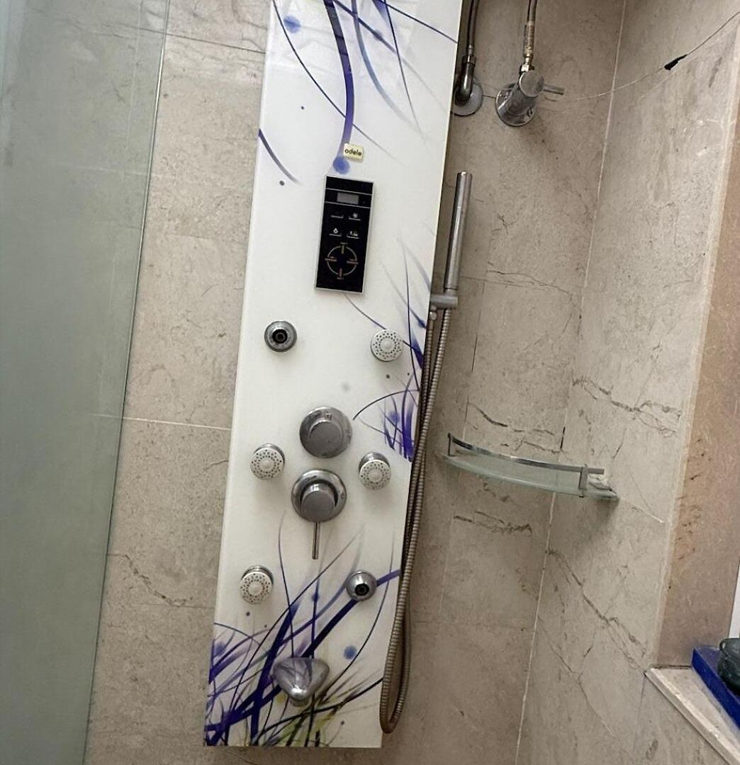 2bhk- Elegant Luxury - Livin Style * Mumbai