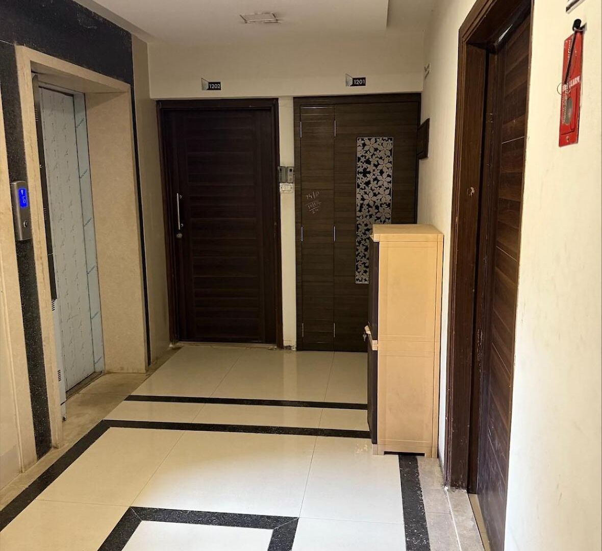 Apartment 2bhk- Elegant Luxury - Livin Style