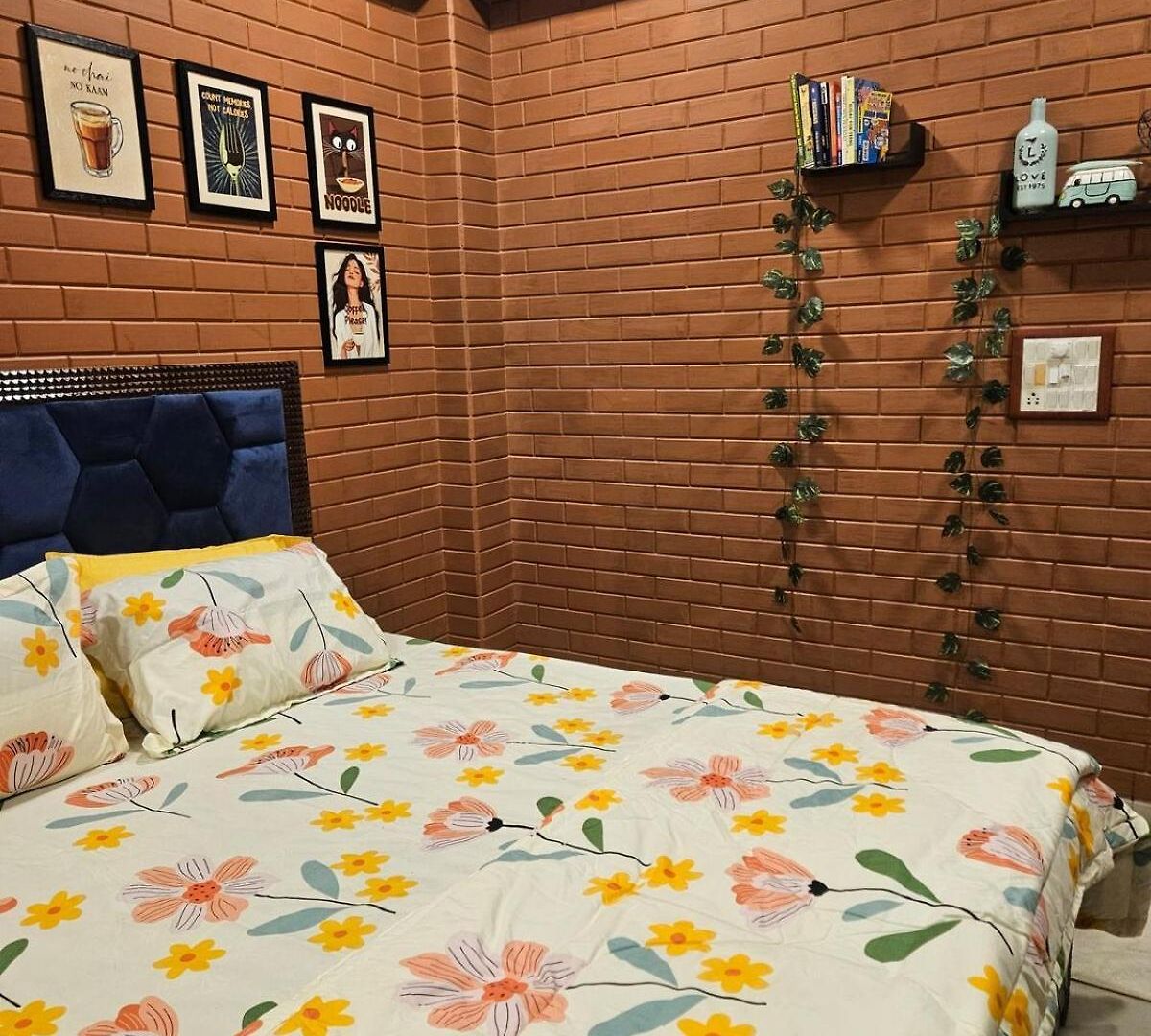 Apartment Brick Maison 1bhk With Free Parking, Juhu Bandra Mumbai