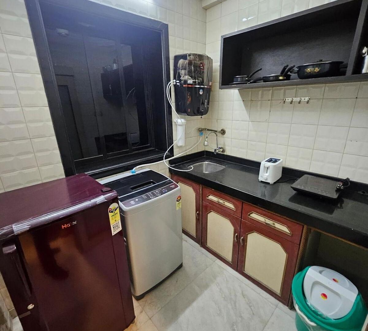 Brick Maison 1bhk With Free Parking, Juhu Bandra