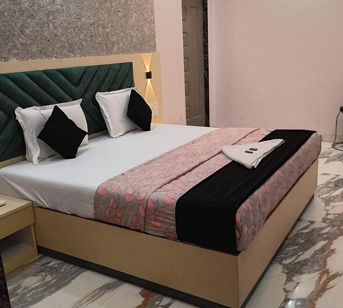 Guest house Galaxy Mumbai