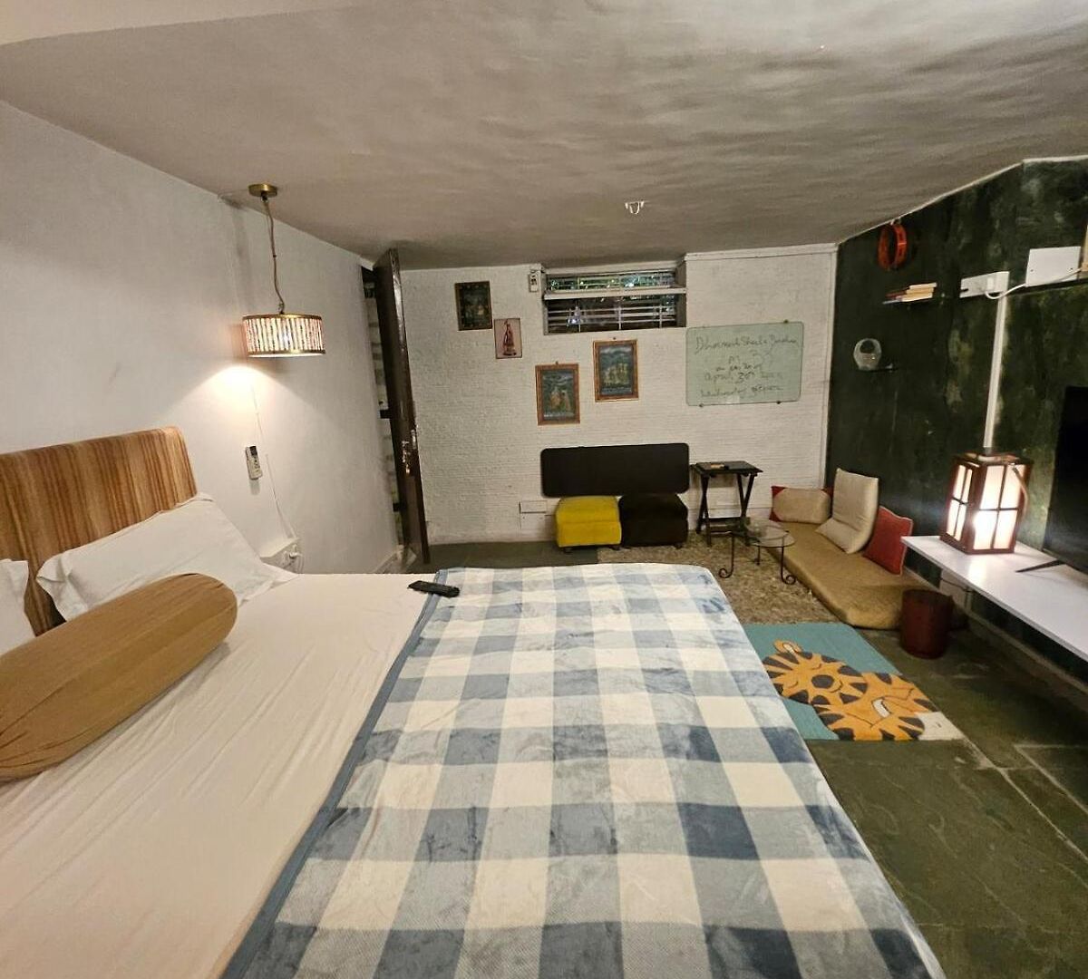 The Beautiful Bollywood 2bhk In Bandra