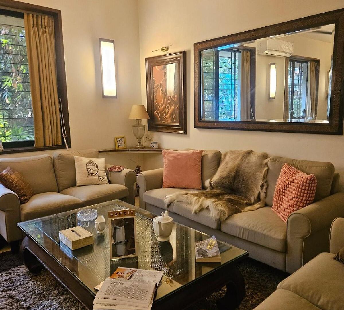 The Beautiful Bollywood 2bhk In Bandra * Mumbai