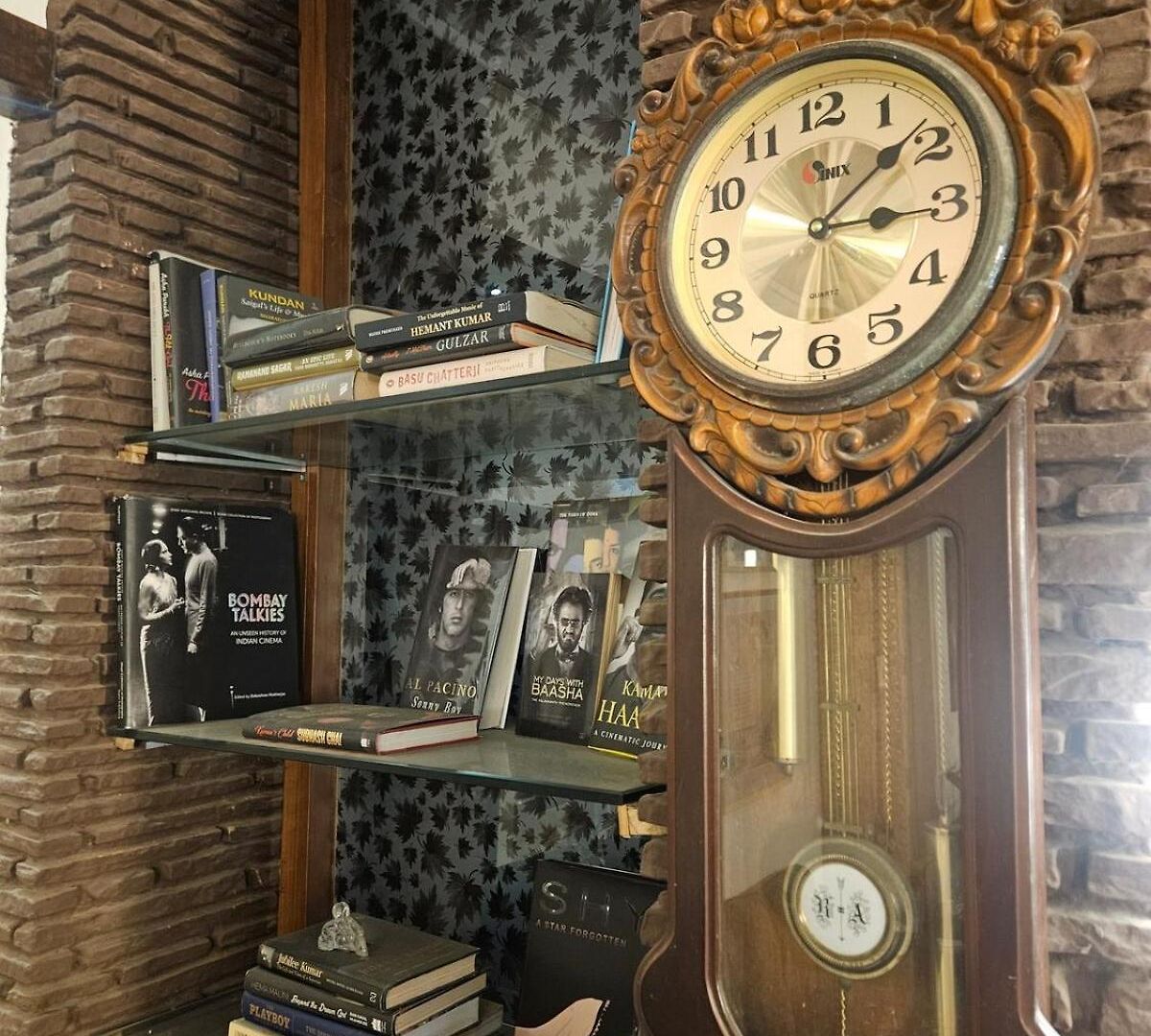 Apartment The Beautiful Bollywood 2bhk In Bandra
