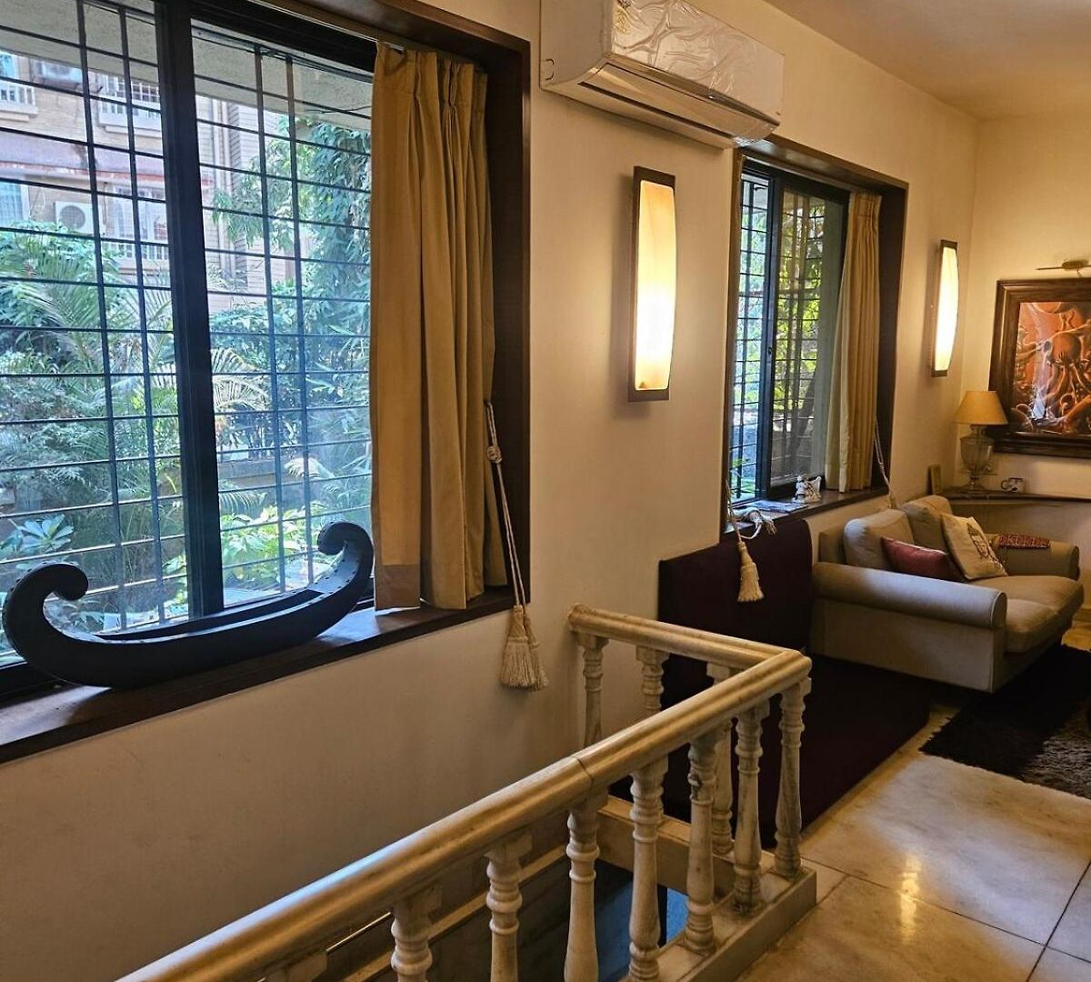 The Beautiful Bollywood 2bhk In Bandra Apartment