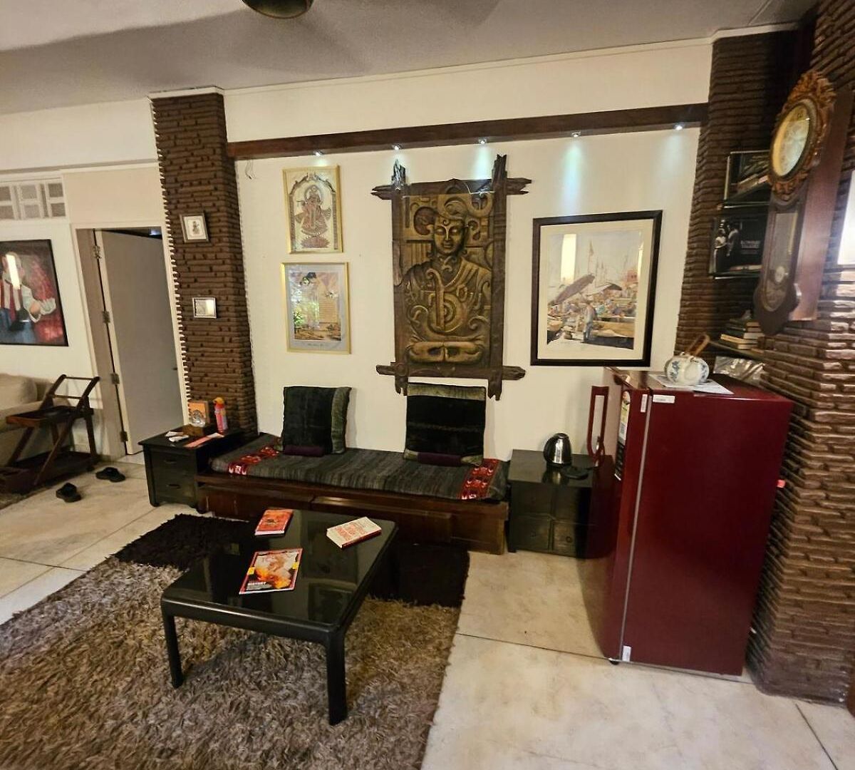 The Beautiful Bollywood 2bhk In Bandra Apartment Mumbai