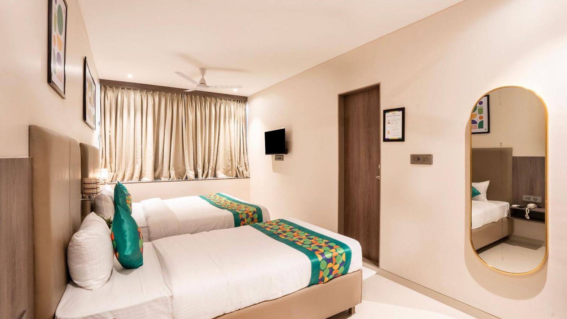 Treebo Vro Boutique, Andheri East Mumbai