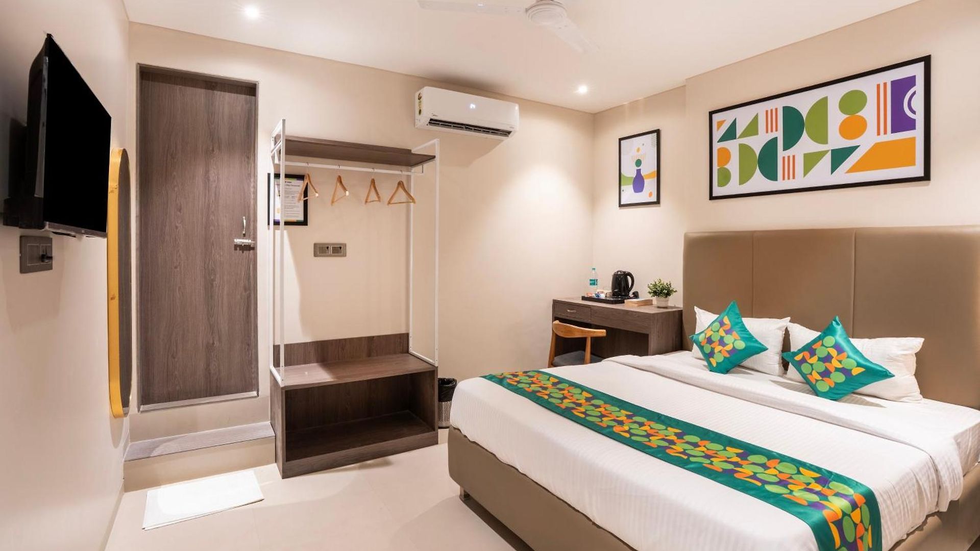 Treebo Vro Boutique, Andheri East Mumbai