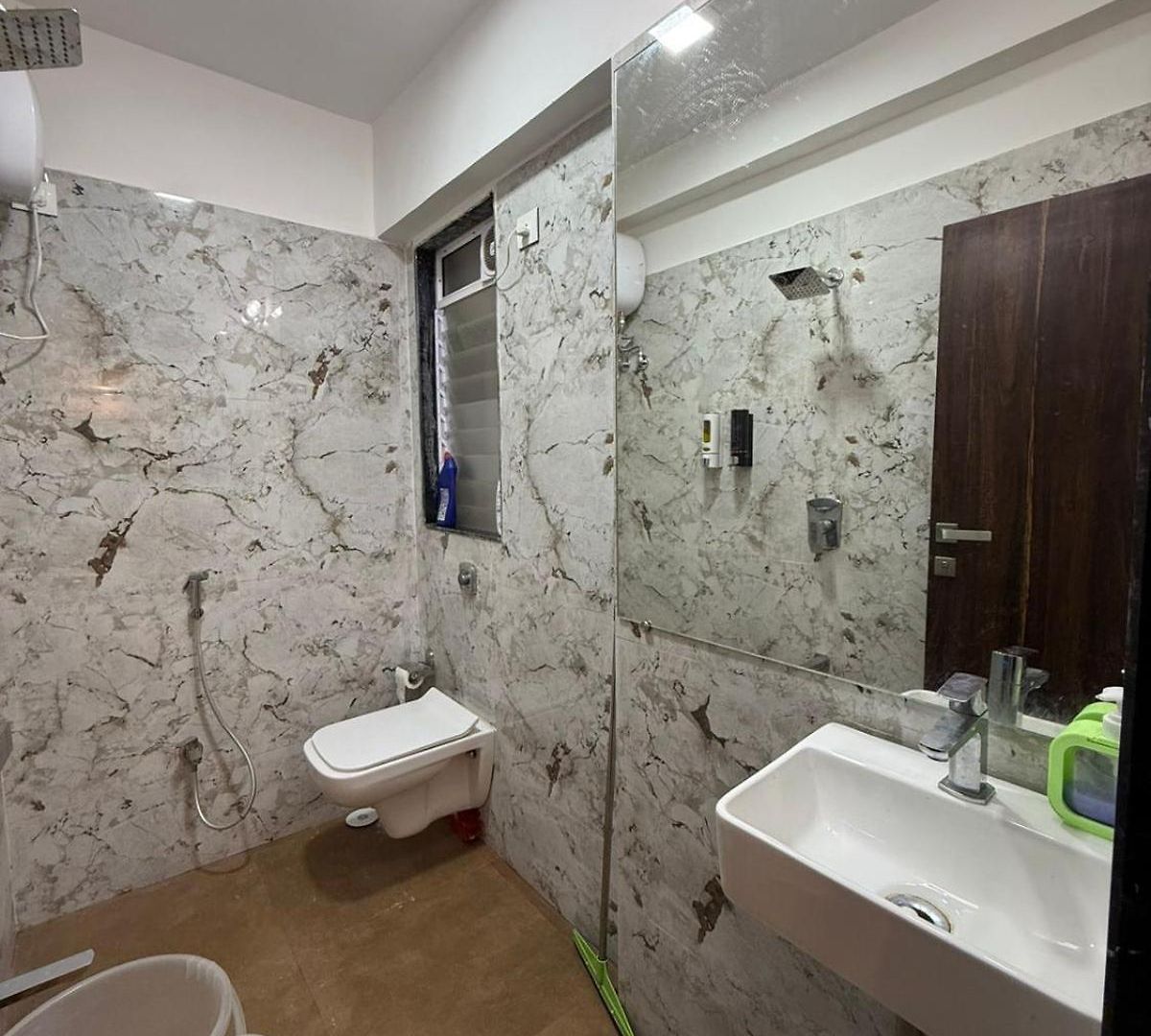 Elegant 1bhk At Bandra W Close To Lilavati Hospital 304 * Mumbai