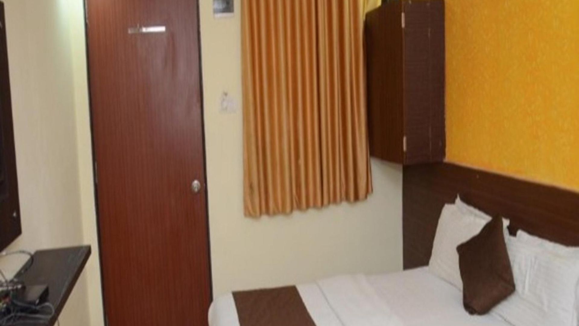 Sai Leela Near Airport Apartment *