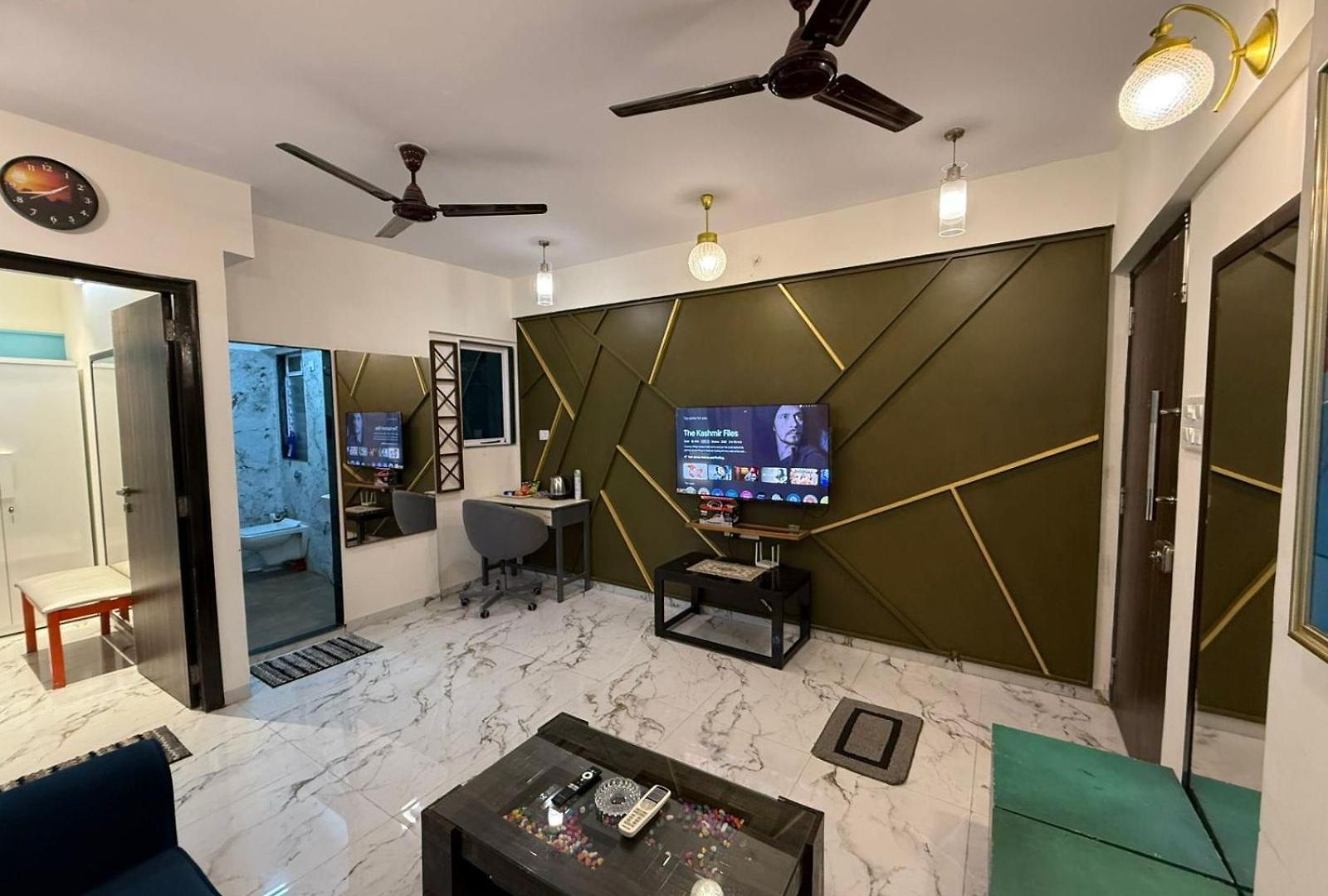 Apartment Elegant 1bhk At Bandra W Close To Lilavati Hospital 304 *
