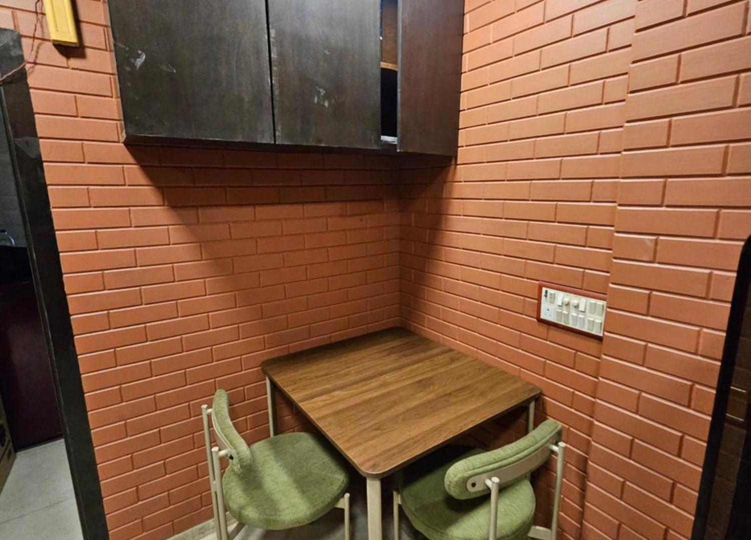 Apartment Brick Maison 1bhk With Free Parking, Juhu Bandra