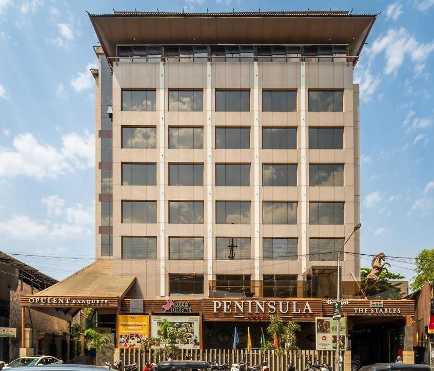Peninsula Redpine Mumbai