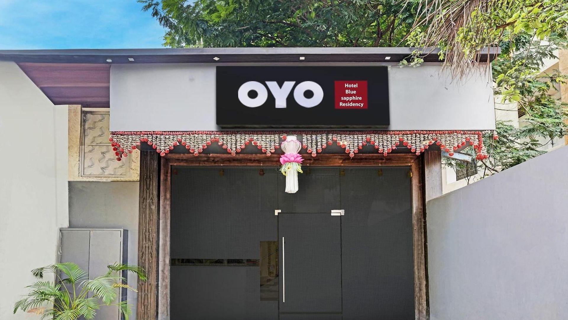 Oyo Blue Sapphire Residency Near Chhatrapati Shivaji International Airport 3* Mumbai