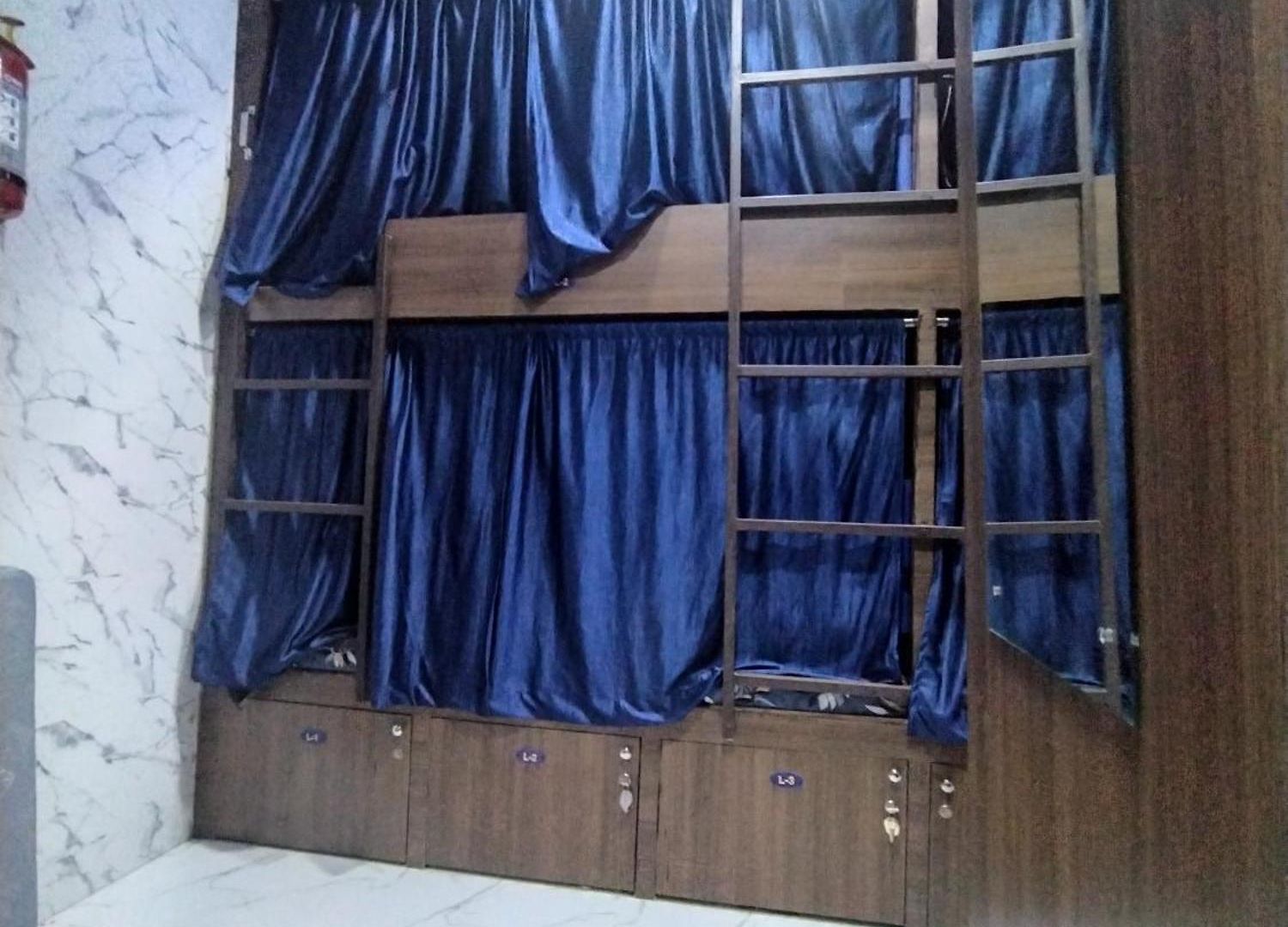 Ayala Pg Ac Deluxe1 Hostel