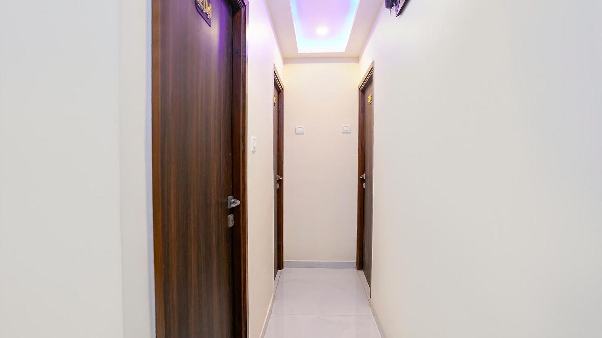 Hotel Via Lexus 5 - Nr Janki Devi High School Mumbai