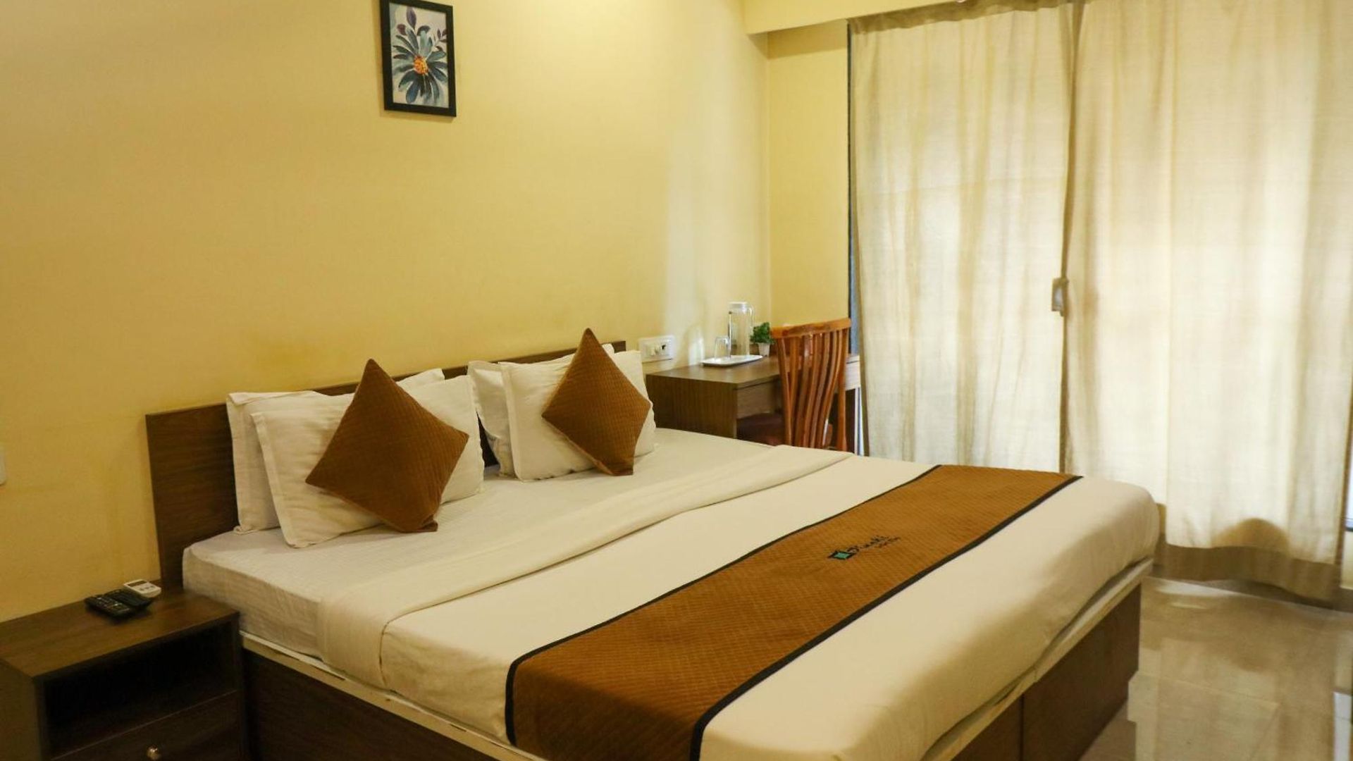 Pinakii Comfort Parle - Near Airport
