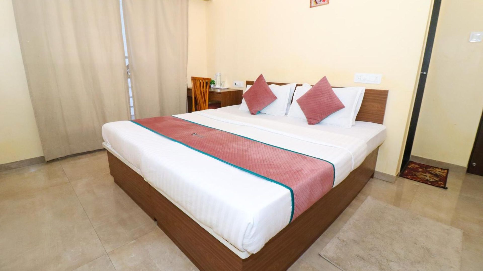 Pinakii Comfort Parle - Near Airport Apartment *