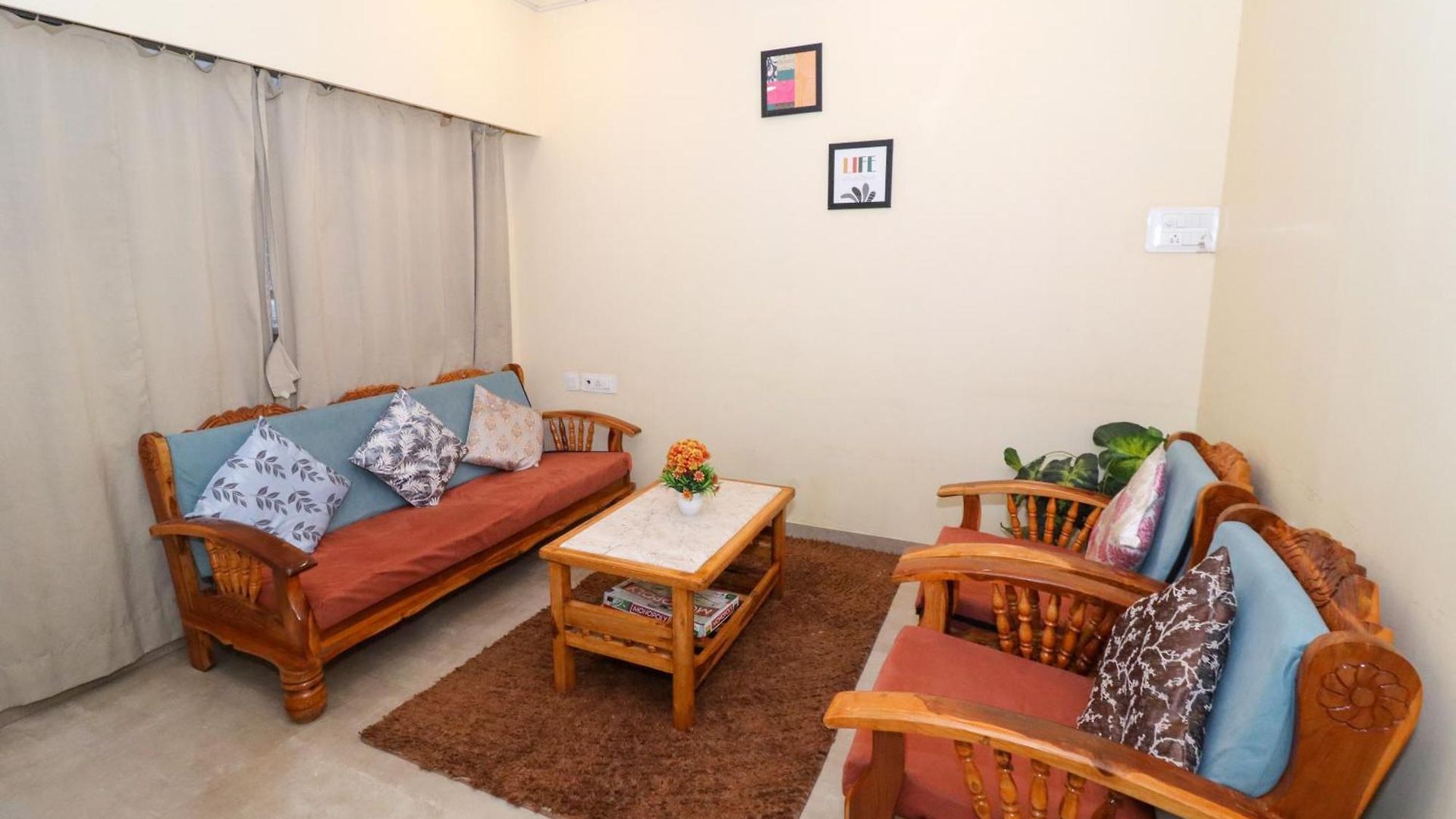Pinakii Comfort Parle - Near Airport Apartment Mumbai