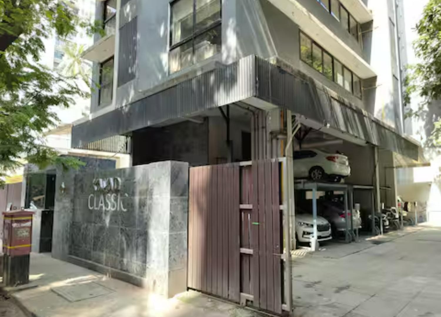 Apartment Connekthomes -modern 3bed3bath In Prime Bandra Neighborhood