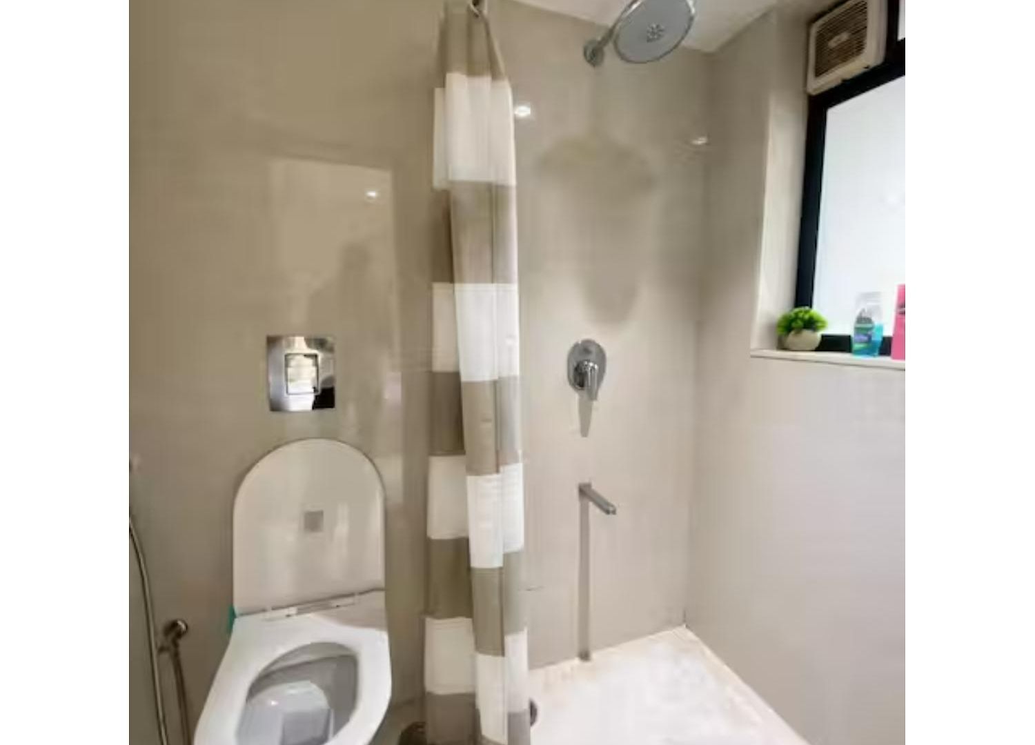 Connekthomes -modern 3bed3bath In Prime Bandra Neighborhood * Mumbai