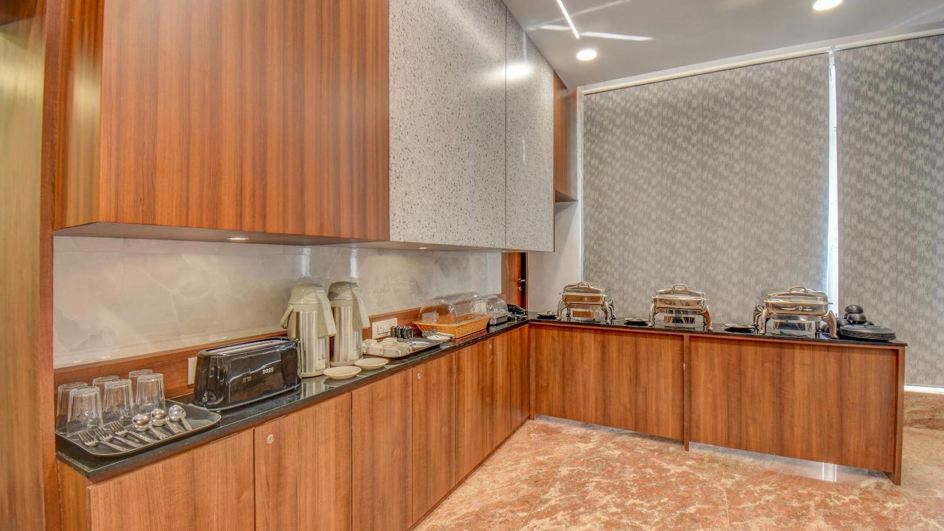 Staywood Suites, 3* Mumbai