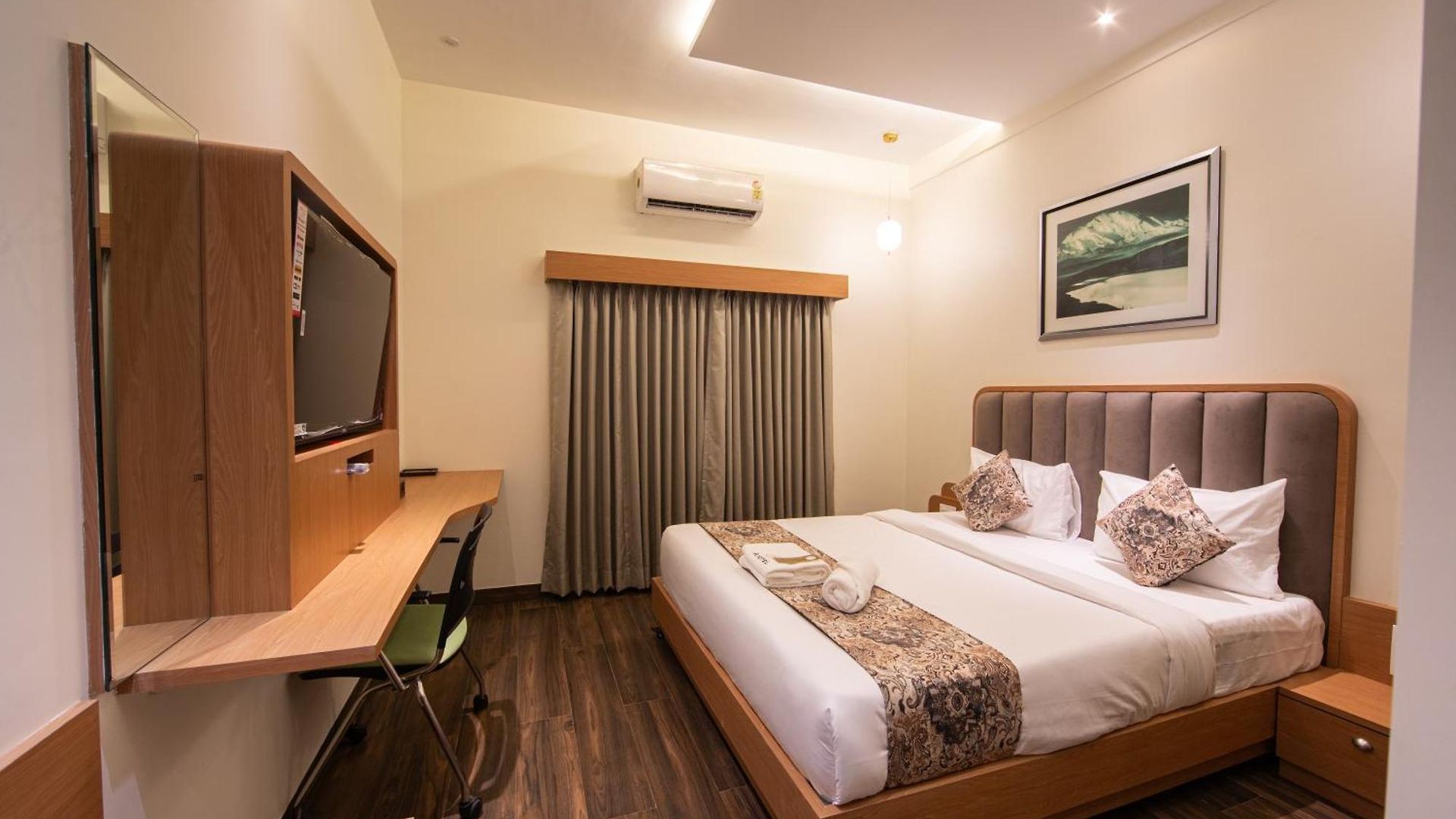 Hotel Afotel Mumbai-near International Airport Mumbai