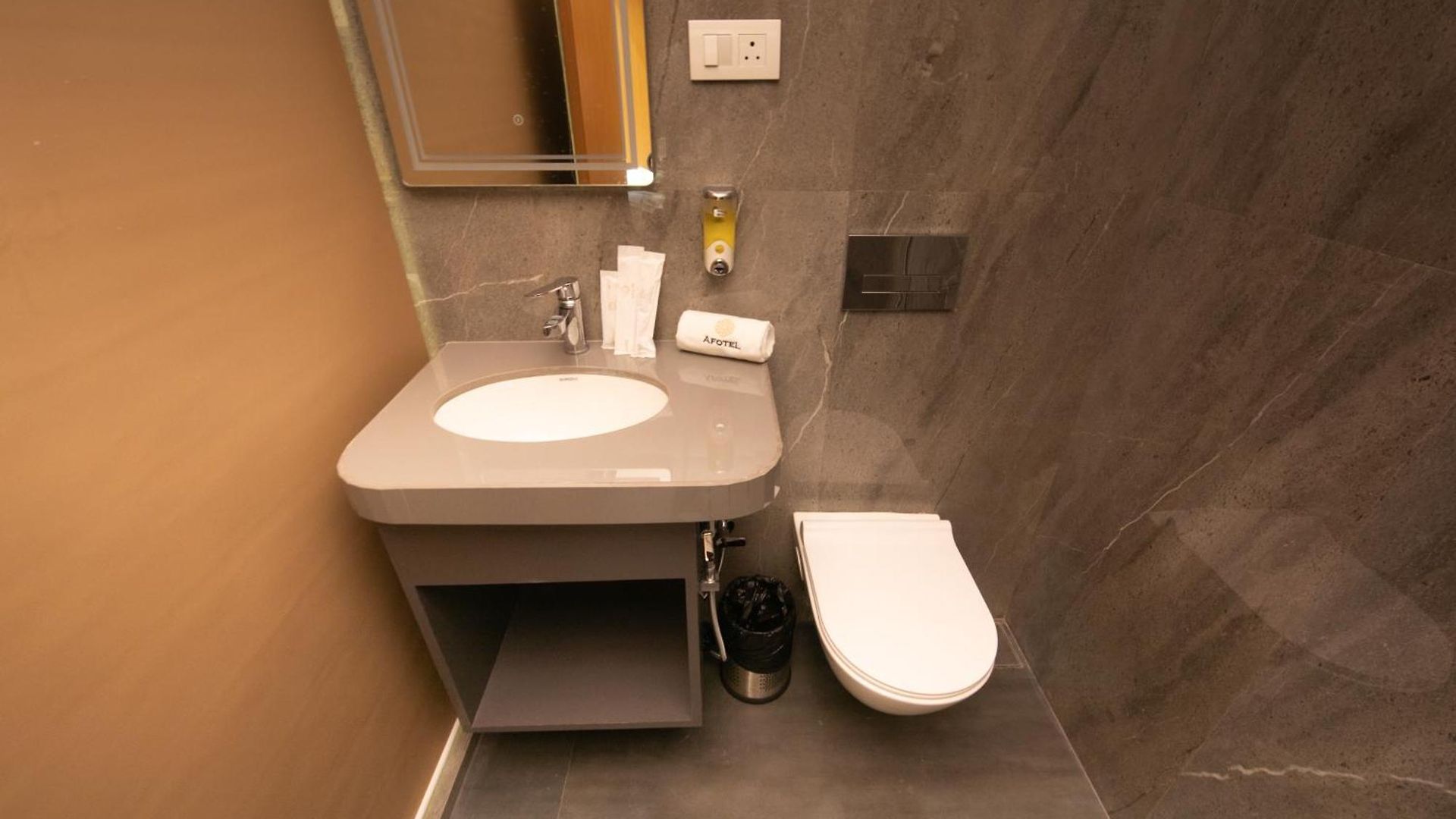 Afotel Mumbai-near International Airport 3* Mumbai